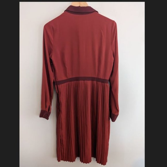 Modcloth burnt orange My Typist pleated Shirt dress - Sz M - Picture 3 of 4
